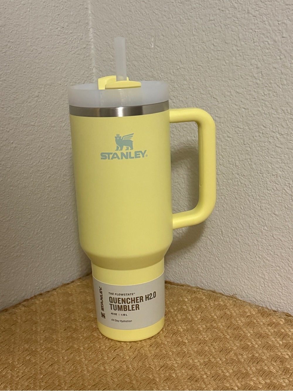 Authentic 40oz Stanley Quencher H2.0 Tumbler